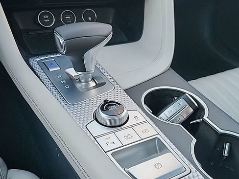 Certified 2023 Genesis G70 2.0T w/ Sport Prestige Package image 15