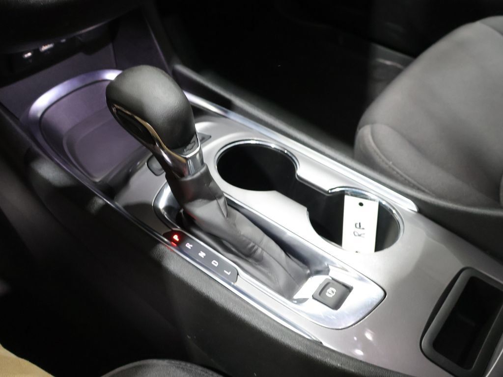 Used 2024 Chevrolet Malibu LT FWD image 29