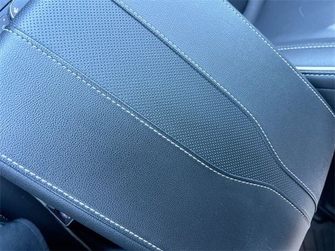 Certified 2023 Chevrolet Traverse Premier w/ Redline Edition image 25