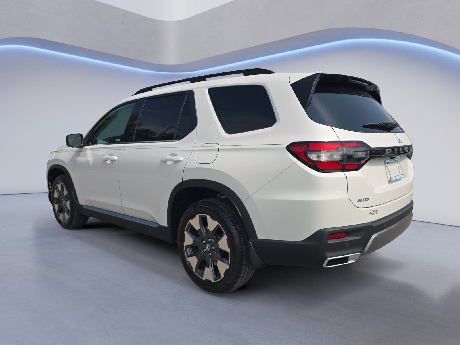 New 2026 Honda Pilot Elite image 3