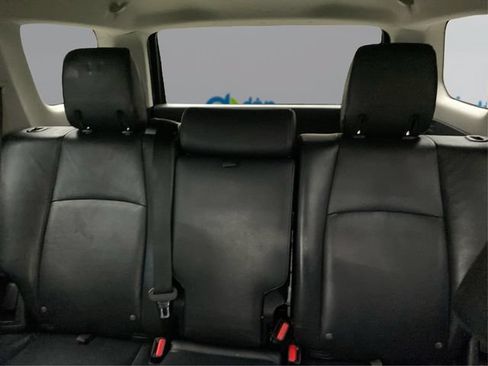 Used 2011 Toyota 4Runner SR5 w/ Premium Pkg w/Leather AWD/4WD image 21
