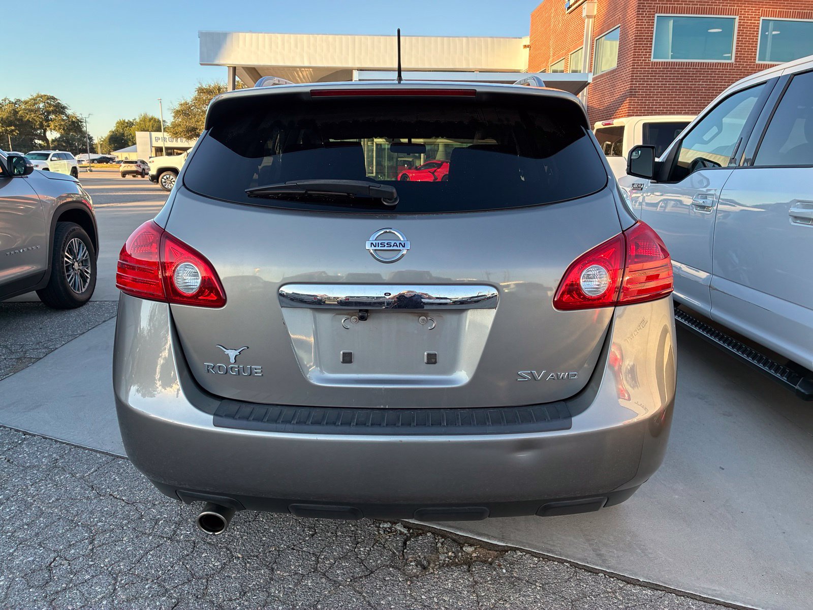 Used 2013 Nissan Rogue SV AWD/4WD image 9