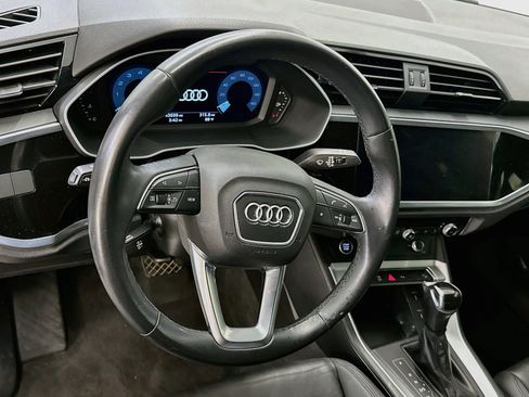 Used 2022 Audi Q3 2.0T Premium w/ Convenience Package AWD/4WD image 18