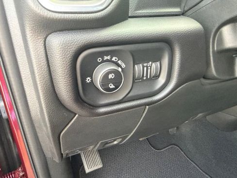 Used 2024 RAM 2500 Laramie AWD/4WD image 22
