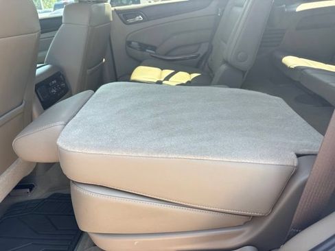 Used 2018 GMC Yukon SLT w/ Open Road Package RWD image 35