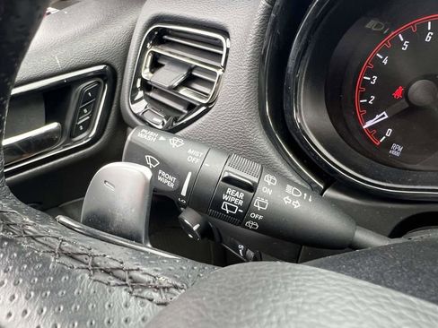 Used 2024 Dodge Durango GT image 32