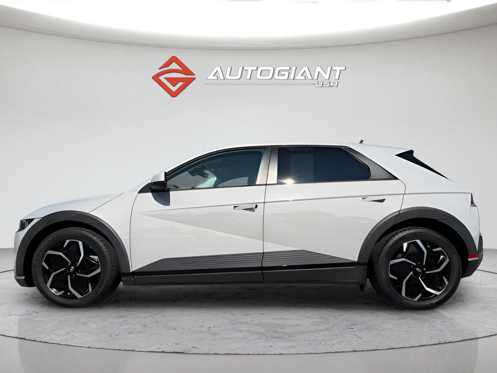 Used 2023 Hyundai Ioniq 5 SE w/ Cargo Package RWD image 3
