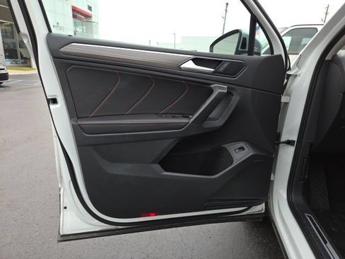 Used 2024 Volkswagen Tiguan Wolfsburg Edition w/ Panoramic Sunroof Package AWD/4WD image 10