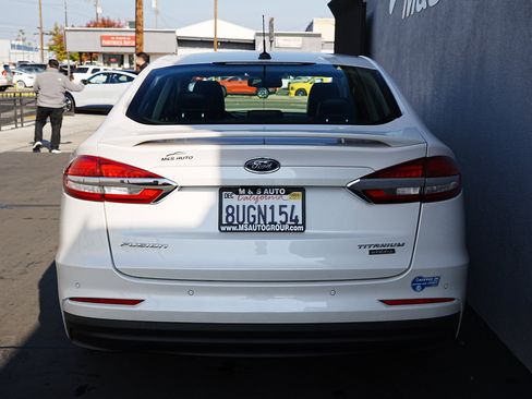 Used 2020 Ford Fusion Energi Titanium image 5