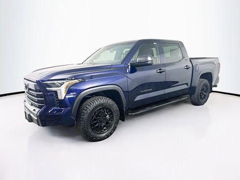 Used 2025 Toyota Tundra SR5 image 3