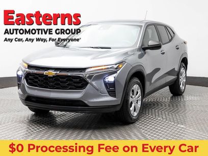 Used 2024 Chevrolet Trax LS w/ Driver Confidence Package