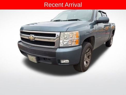 Used 2007 Chevrolet Silverado 1500 LTZ w/ Safety Package image 2