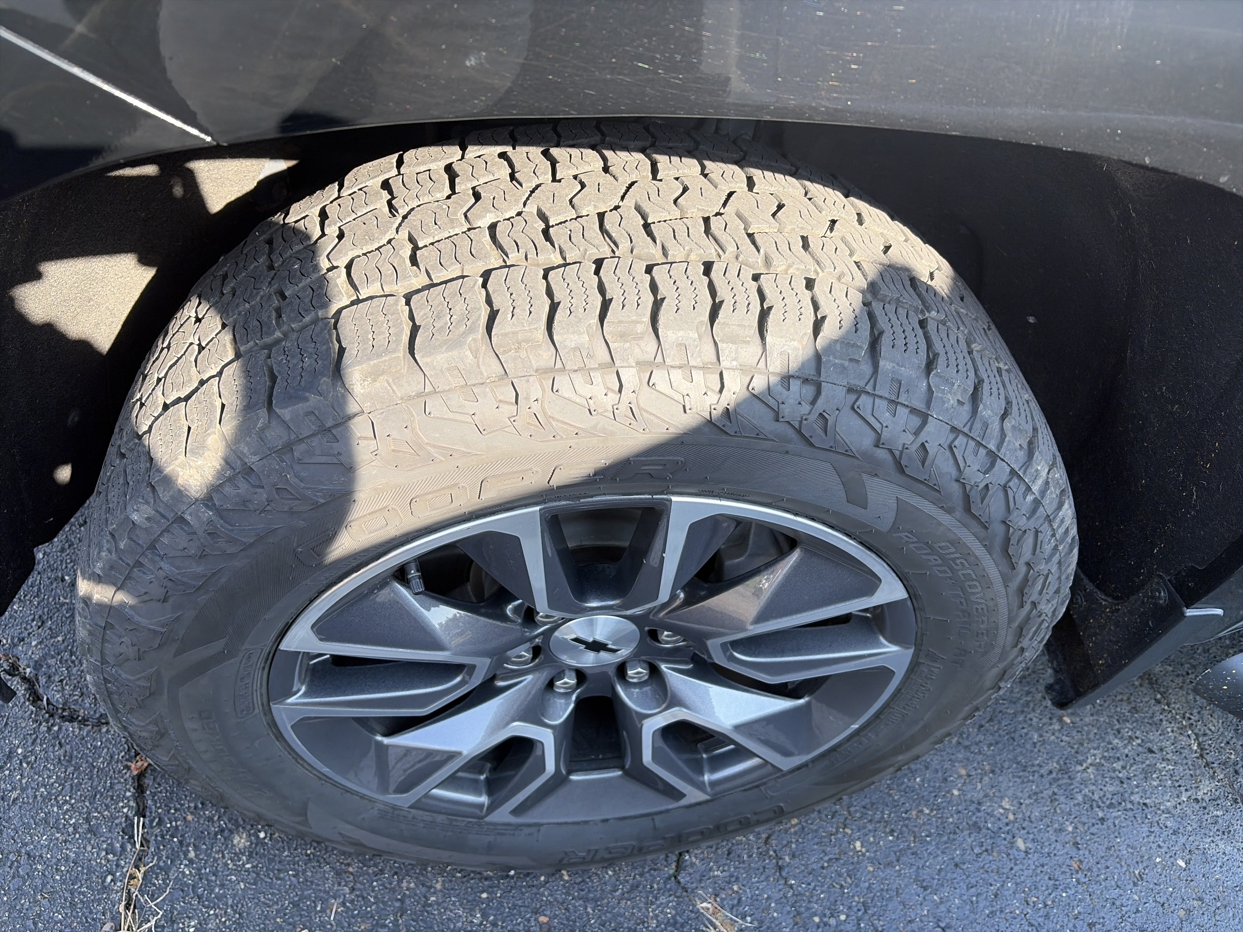 Used 2020 Chevrolet Silverado 1500 RST AWD/4WD image 10