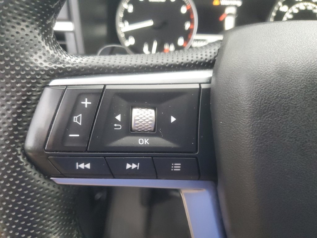 Used 2023 Mitsubishi Outlander SE AWD/4WD image 34