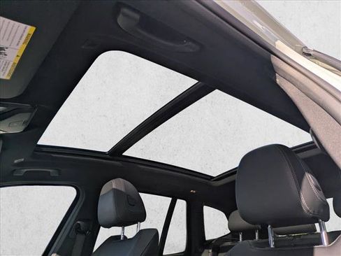 Used 2024 BMW X3 sDrive30i w/ Convenience Package image 16