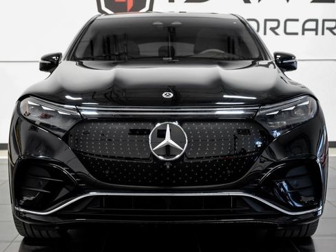 Used 2023 Mercedes-Benz EQS 580 4MATIC SUV image 9