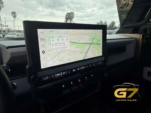 Used 2024 GMC Hummer EV 2X w/ LPO, Illumination Package AWD/4WD image 29