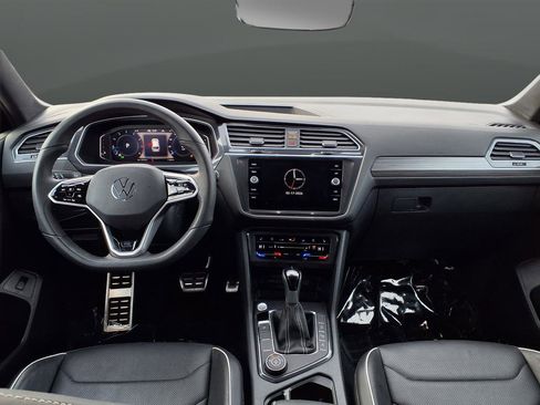 Used 2024 Volkswagen Tiguan SEL R-Line image 48