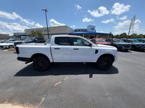 New 2026 Ford Ranger XLT w/ Black Appearance Package RWD image 7