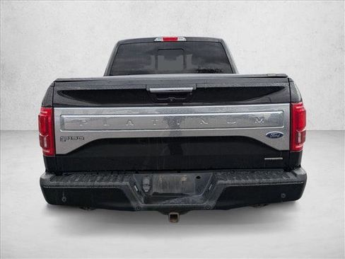 Used 2015 Ford F150 Platinum w/ Equipment Group 701A Luxury AWD/4WD image 6
