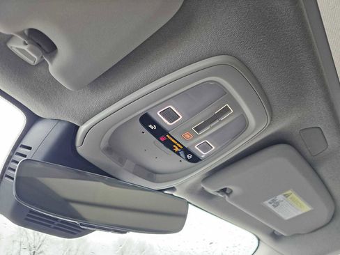 New 2026 Volvo XC40 B5 Ultra w/ Climate Package image 31