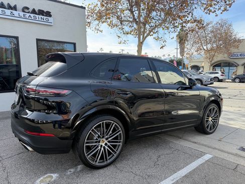 Used 2019 Porsche Cayenne image 7