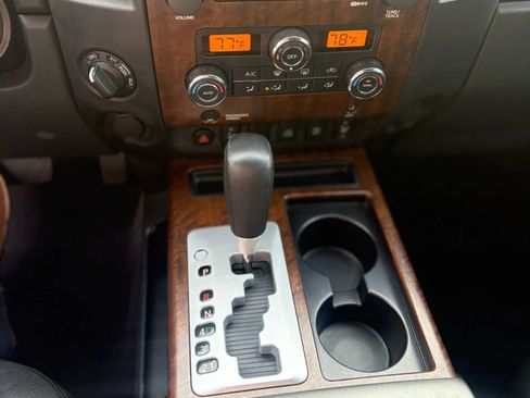 Used 2011 Nissan Titan SL w/ SL Technology Pkg image 31