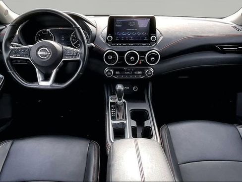 Used 2025 Nissan Sentra SR w/ SR Premium Package image 7