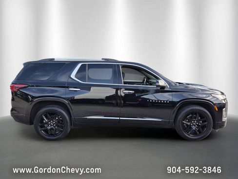 Certified 2023 Chevrolet Traverse Premier FWD image 7
