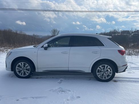 Used 2021 Audi Q3 2.0T Premium Plus image 9