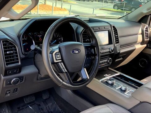 Used 2018 Ford Expedition Max Limited w/ Equipment Group 301A image 17