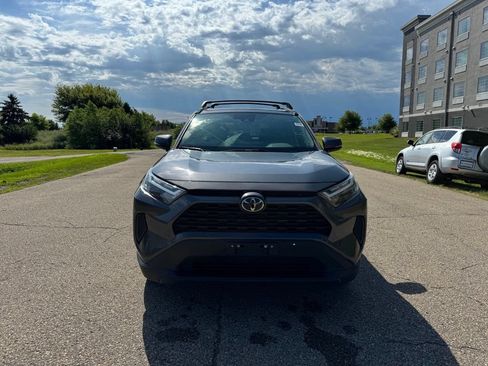 Used 2023 Toyota RAV4 XLE w/ Convenience Package AWD/4WD image 12