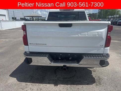 Used 2022 Chevrolet Silverado 1500 LT image 4