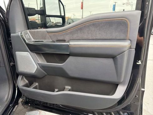 Used 2024 Ford F350 Platinum w/ Tremor Off-Road Package AWD/4WD image 36