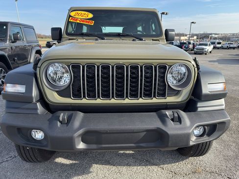 Used 2025 Jeep Wrangler Sport image 2