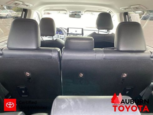 Certified 2024 Toyota Grand Highlander AWD image 15