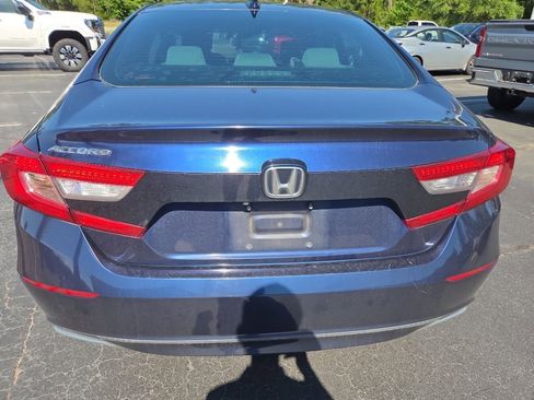 Used 2018 Honda Accord LX image 5