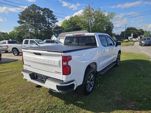 Used 2024 Chevrolet Silverado 1500 RST w/ Z71 Off-Road Package AWD/4WD image 4