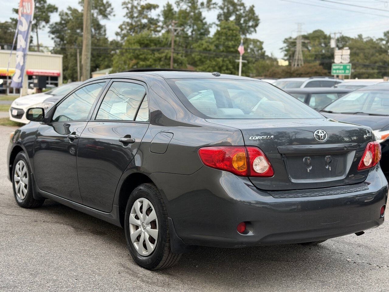 Used 2009 Toyota Corolla LE FWD image 6