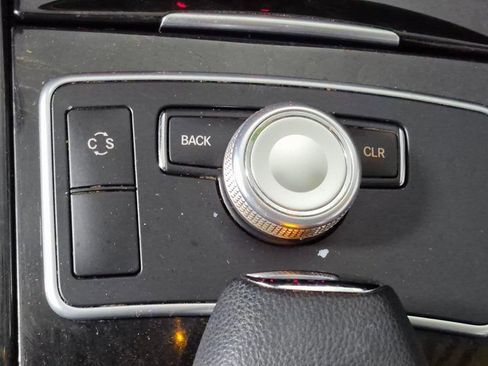 Used 2010 Mercedes-Benz E 350 E 350 image 16