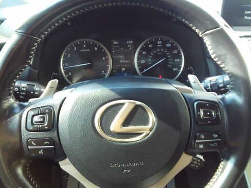 Used 2018 Lexus NX 300 FWD w/ Comfort Package image 13