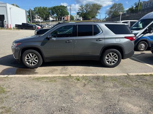 Used 2019 Chevrolet Traverse LT AWD/4WD image 4
