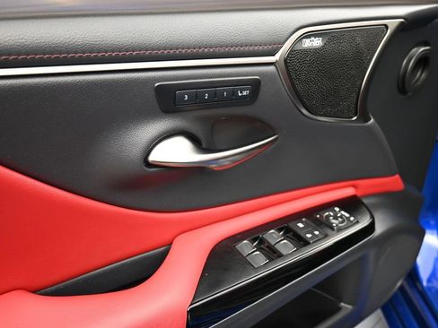 Used 2022 Lexus ES 350 F Sport image 9