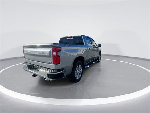 Used 2025 Chevrolet Silverado 1500 LTZ w/ LTZ Premium Package image 8