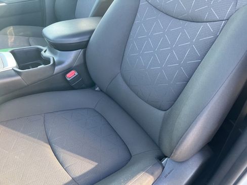 Used 2024 Toyota RAV4 XLE image 8