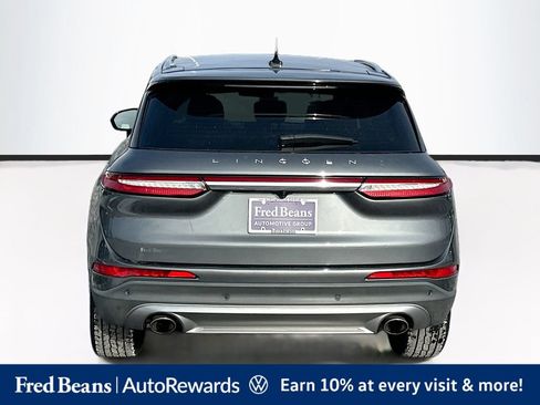 Used 2022 Lincoln Corsair AWD w/ Premium Package image 7