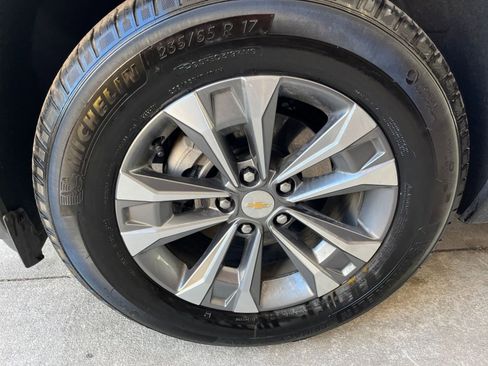 Used 2025 Chevrolet Equinox LT image 30