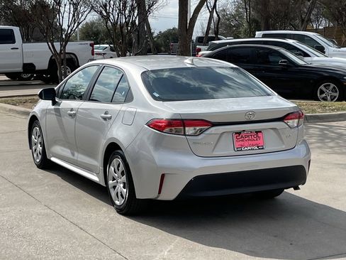 Used 2024 Toyota Corolla LE image 4