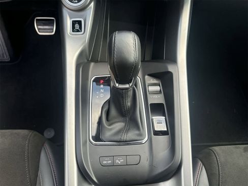 Used 2024 Dodge Hornet GT image 32