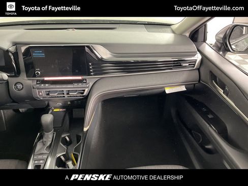 Used 2026 Toyota Camry LE w/ Convenience Package FWD image 18